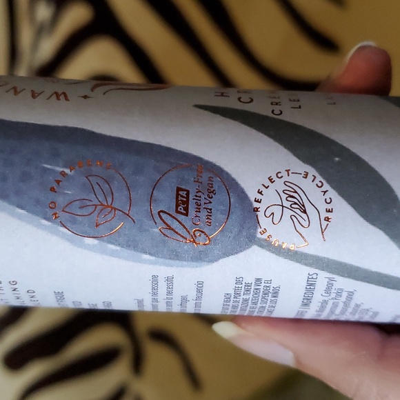 Wanderflower Lavender and Fig Hand Cream - Picture 2 of 9